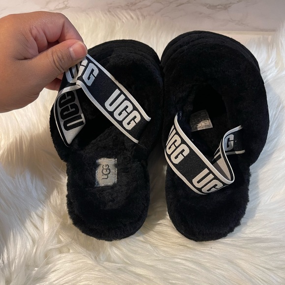 UGG slippers - Picture 4 of 7